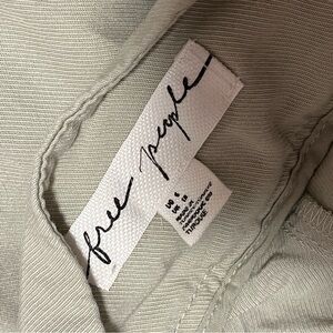 Free people pants💚